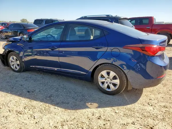 5NPDH4AE5GH795670 2016 HYUNDAI ELANTRA - Image 2