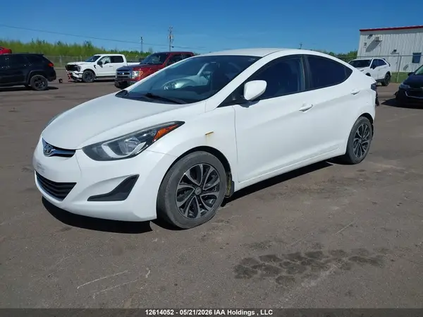 5NPDH4AE5GH798150 2016 HYUNDAI ELANTRA - Image 2