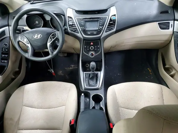 5NPDH4AE6GH652954 2016 HYUNDAI ELANTRA - Image 8