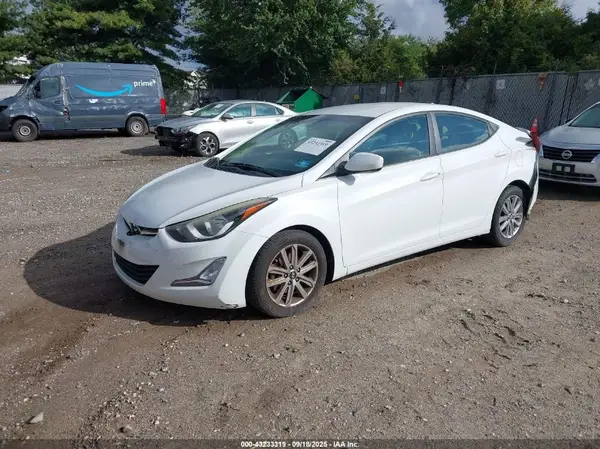 5NPDH4AE6GH654607 2016 HYUNDAI ELANTRA - Image 2