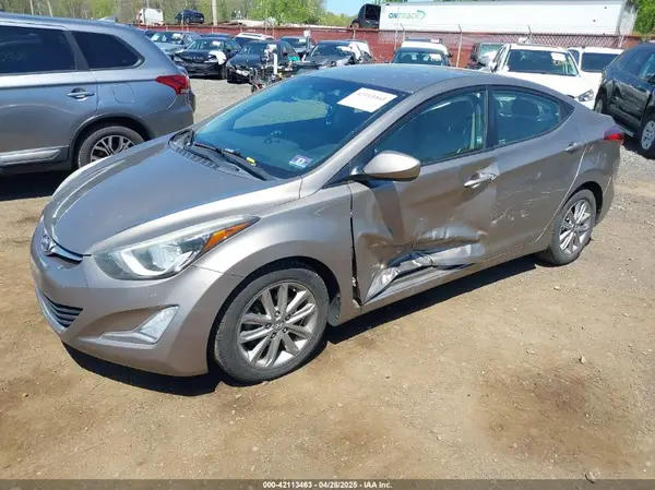 5NPDH4AE6GH655224 2016 HYUNDAI ELANTRA - Image 2