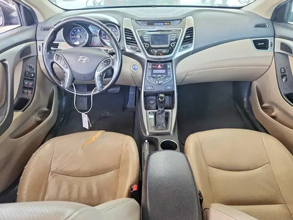 5NPDH4AE6GH655496 2016 HYUNDAI ELANTRA - Image 8