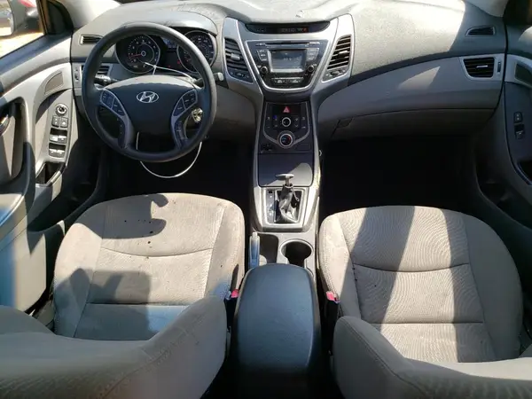 5NPDH4AE6GH655773 2016 HYUNDAI ELANTRA - Image 8
