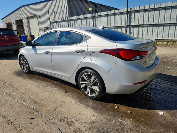 5NPDH4AE6GH655840 2016 HYUNDAI ELANTRA - Image 2