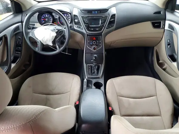 5NPDH4AE6GH656633 2016 HYUNDAI ELANTRA - Image 8