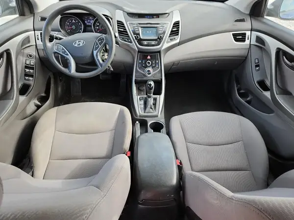 5NPDH4AE6GH657099 2016 HYUNDAI ELANTRA - Image 8