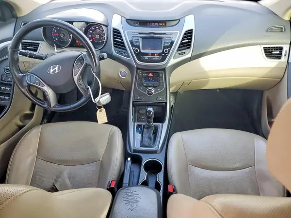 5NPDH4AE6GH657135 2016 HYUNDAI ELANTRA - Image 8
