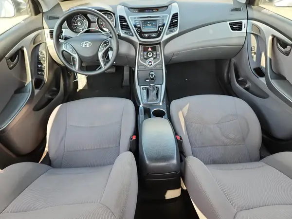 5NPDH4AE6GH658060 2016 HYUNDAI ELANTRA - Image 8