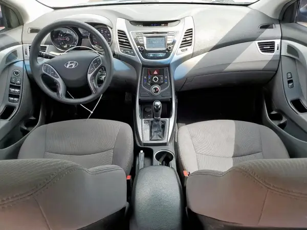 5NPDH4AE6GH659502 2016 HYUNDAI ELANTRA - Image 8