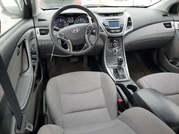5NPDH4AE6GH662304 2016 HYUNDAI ELANTRA - Image 8