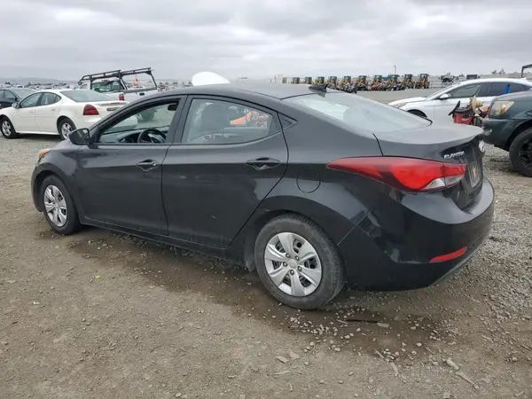 5NPDH4AE6GH662982 2016 HYUNDAI ELANTRA - Image 2