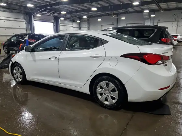 5NPDH4AE6GH663808 2016 HYUNDAI ELANTRA - Image 2