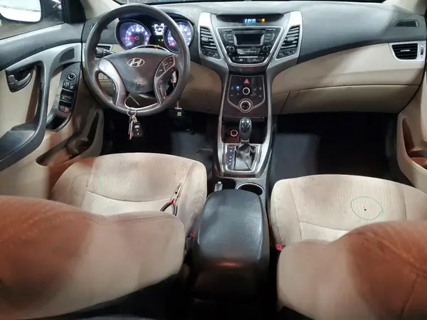 5NPDH4AE6GH663808 2016 HYUNDAI ELANTRA - Image 8