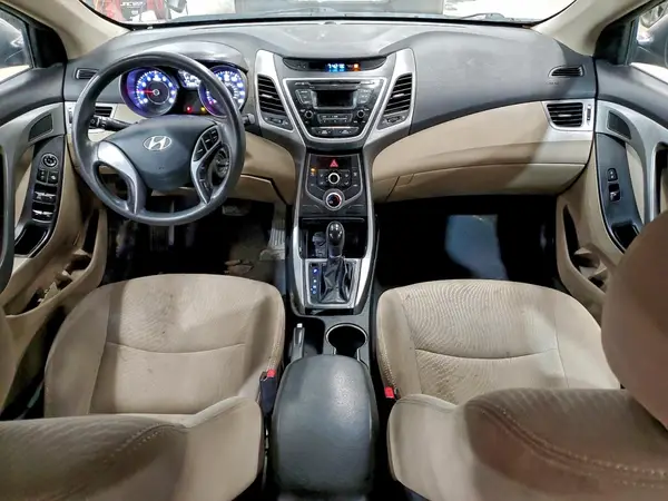 5NPDH4AE6GH664246 2016 HYUNDAI ELANTRA - Image 8