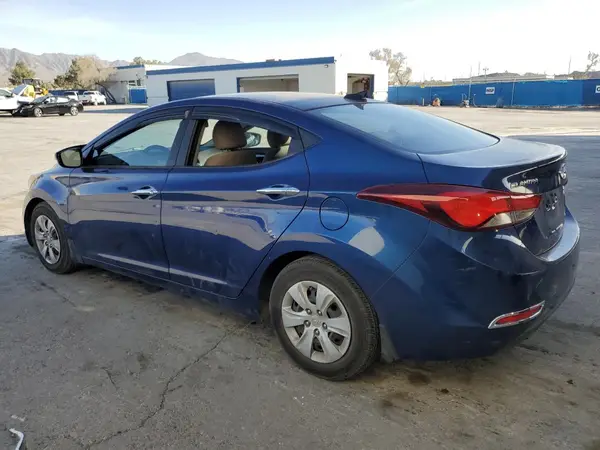 5NPDH4AE6GH664389 2016 HYUNDAI ELANTRA - Image 2