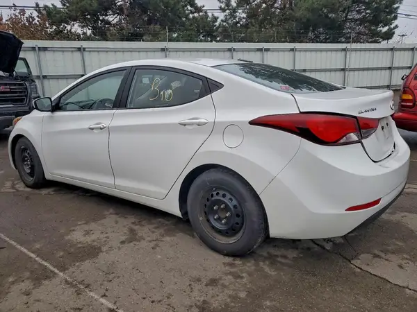 5NPDH4AE6GH665185 2016 HYUNDAI ELANTRA - Image 2