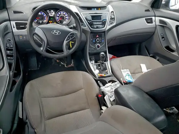 5NPDH4AE6GH665185 2016 HYUNDAI ELANTRA - Image 8