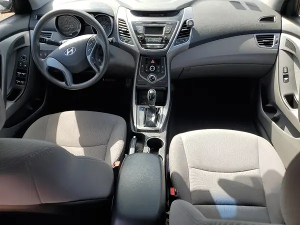 5NPDH4AE6GH666918 2016 HYUNDAI ELANTRA - Image 8