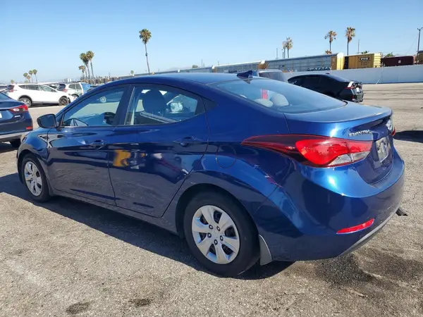 5NPDH4AE6GH667390 2016 HYUNDAI ELANTRA - Image 2