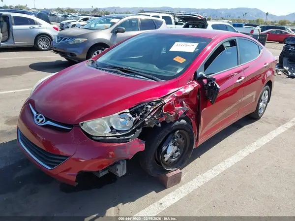 5NPDH4AE6GH667955 2016 HYUNDAI ELANTRA - Image 2