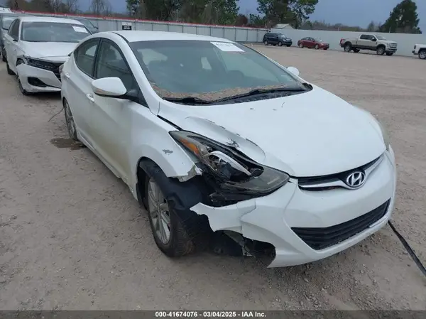 5NPDH4AE6GH668362 2016 HYUNDAI ELANTRA - Image 1