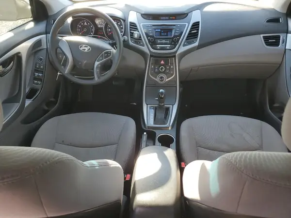 5NPDH4AE6GH669513 2016 HYUNDAI ELANTRA - Image 8