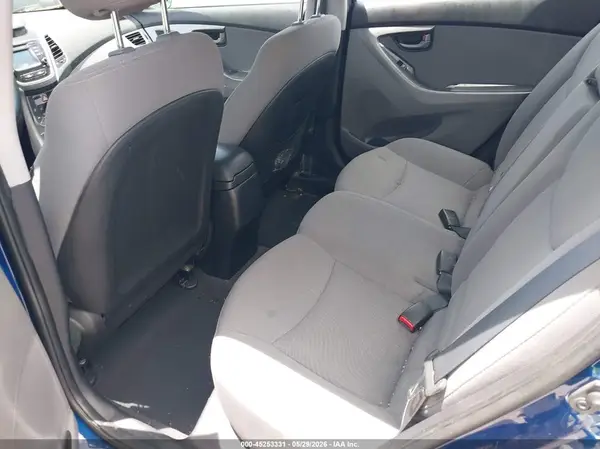 5NPDH4AE6GH672606 2016 HYUNDAI ELANTRA - Image 8