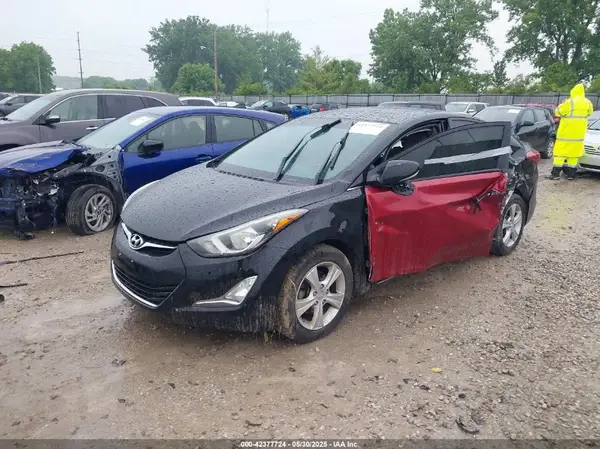 5NPDH4AE6GH673092 2016 HYUNDAI ELANTRA - Image 2