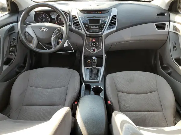5NPDH4AE6GH673464 2016 HYUNDAI ELANTRA - Image 8