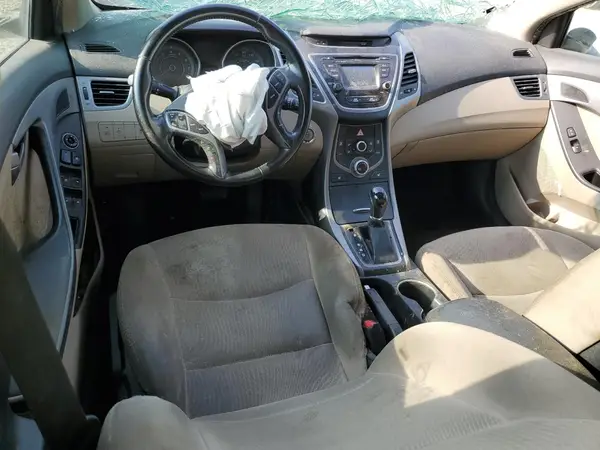 5NPDH4AE6GH673898 2016 HYUNDAI ELANTRA - Image 8