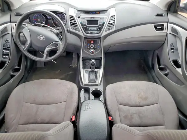 5NPDH4AE6GH674131 2016 HYUNDAI ELANTRA - Image 8