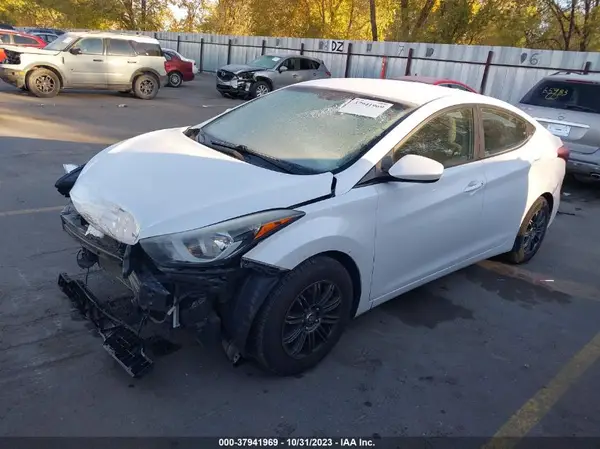 5NPDH4AE6GH674369 2016 HYUNDAI ELANTRA - Image 2