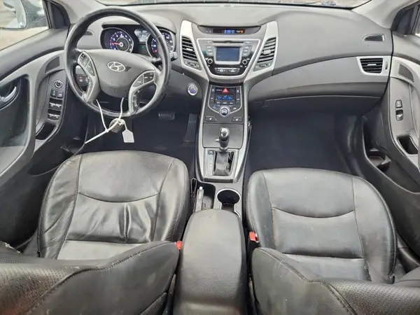 5NPDH4AE6GH674503 2016 HYUNDAI ELANTRA - Image 8