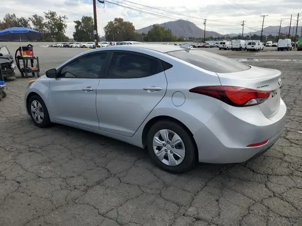 5NPDH4AE6GH674968 2016 HYUNDAI ELANTRA - Image 2