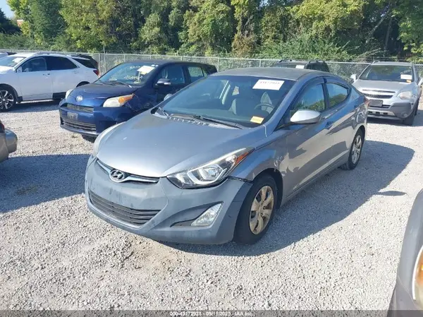 5NPDH4AE6GH677370 2016 HYUNDAI ELANTRA - Image 2