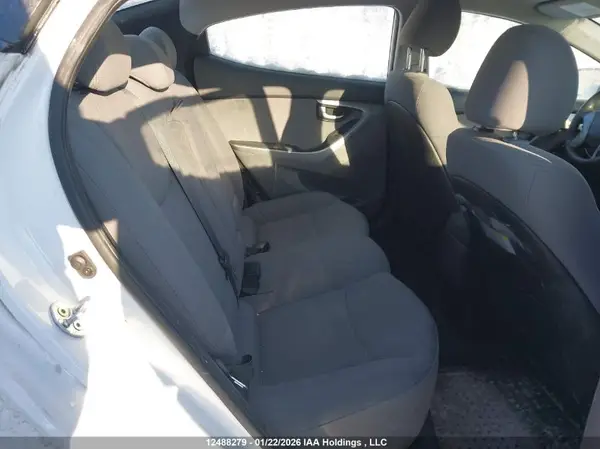 5NPDH4AE6GH677725 2016 HYUNDAI ELANTRA - Image 8
