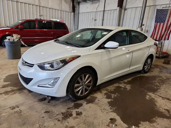 5NPDH4AE6GH679815 2016 HYUNDAI ELANTRA - Image 1