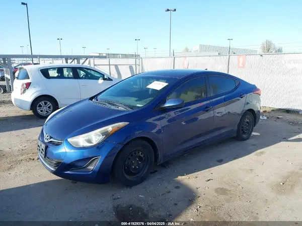 5NPDH4AE6GH682665 2016 HYUNDAI ELANTRA - Image 2