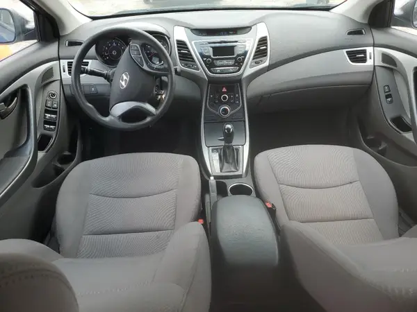 5NPDH4AE6GH687414 2016 HYUNDAI ELANTRA - Image 8