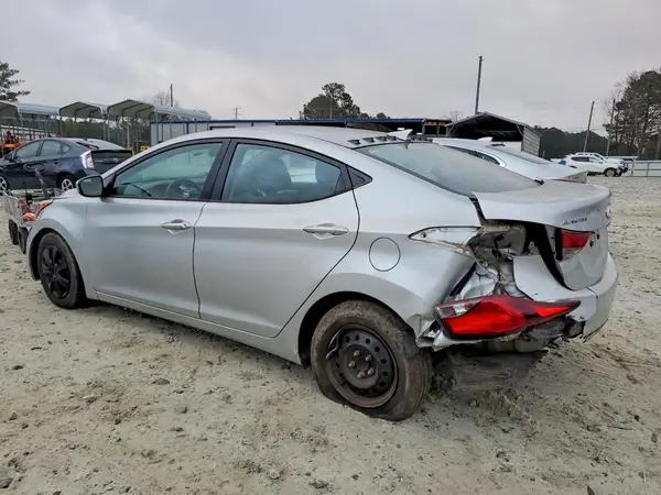 5NPDH4AE6GH687946 2016 HYUNDAI ELANTRA - Image 2