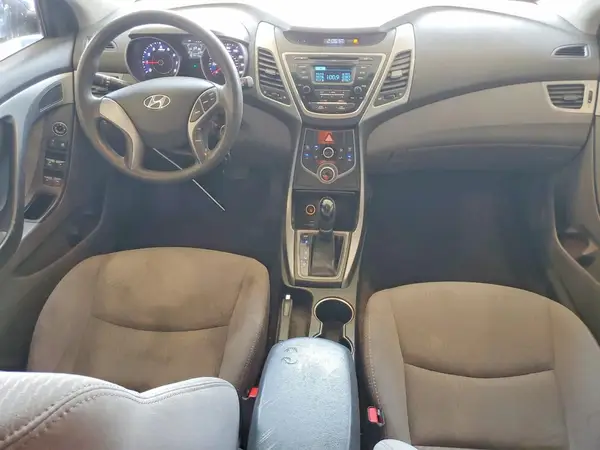 5NPDH4AE6GH688093 2016 HYUNDAI ELANTRA - Image 8
