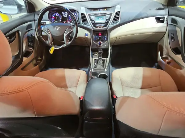 5NPDH4AE6GH688465 2016 HYUNDAI ELANTRA - Image 8