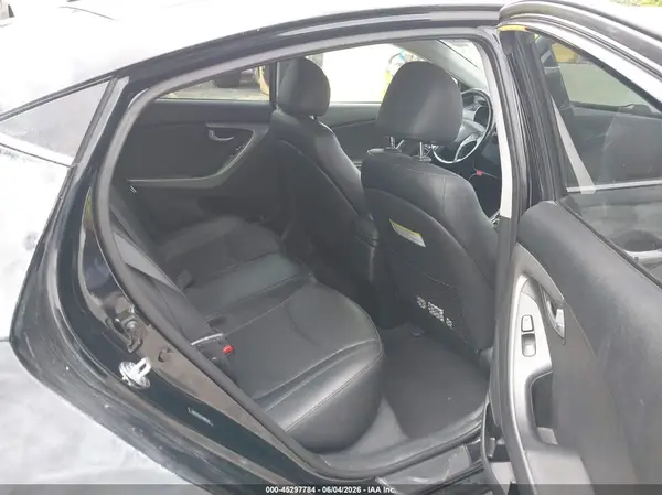 5NPDH4AE6GH688594 2016 HYUNDAI ELANTRA - Image 8