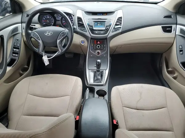 5NPDH4AE6GH688983 2016 HYUNDAI ELANTRA - Image 8