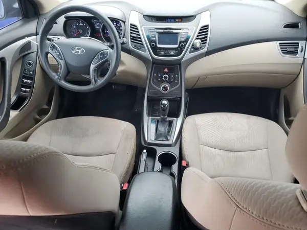 5NPDH4AE6GH689986 2016 HYUNDAI ELANTRA - Image 8