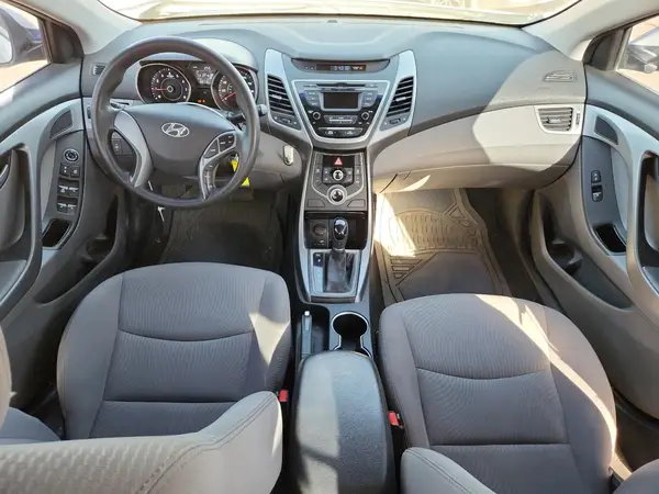 5NPDH4AE6GH695464 2016 HYUNDAI ELANTRA - Image 8