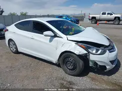 5NPDH4AE6GH695559 2016 HYUNDAI ELANTRA