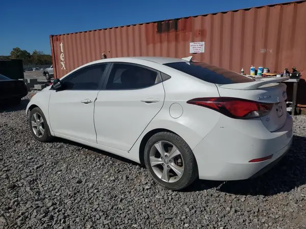 5NPDH4AE6GH697098 2016 HYUNDAI ELANTRA - Image 2