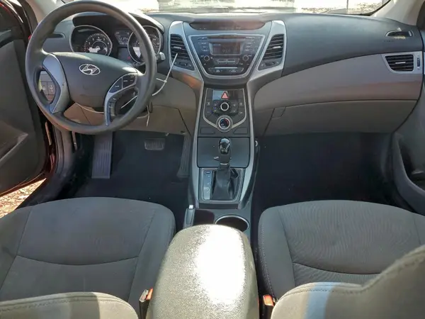 5NPDH4AE6GH697859 2016 HYUNDAI ELANTRA - Image 8
