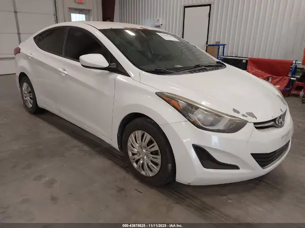5NPDH4AE6GH699076 2016 HYUNDAI ELANTRA - Image 1
